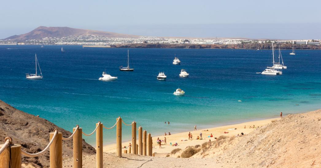 Lanzarote_papagayo beach.jpg