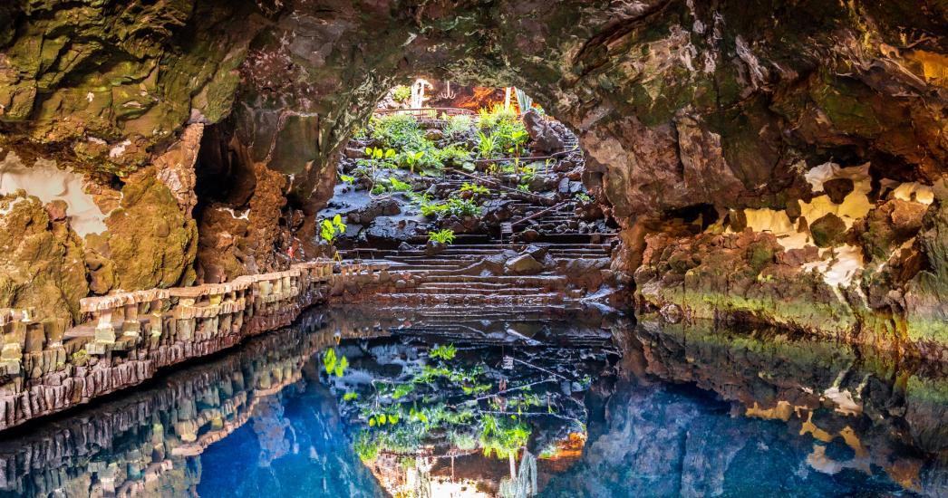 jameos del agua.jpg
