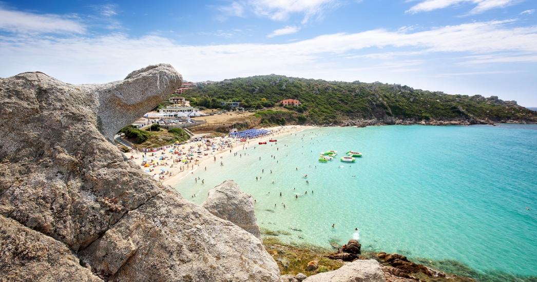 Italië Sardinië Castelsardo Rena Bianca strand (2).jpg