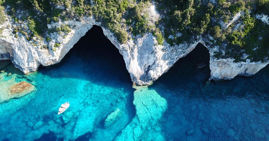 Italië Sardinië Grotten Zee.jpg