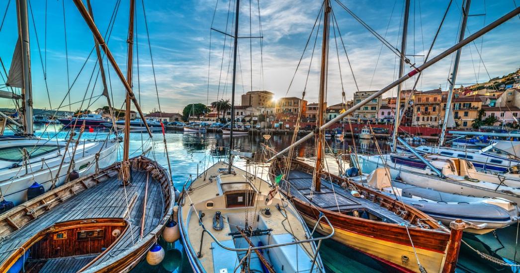 Italië Sardinië La Maddalena haven.jpg