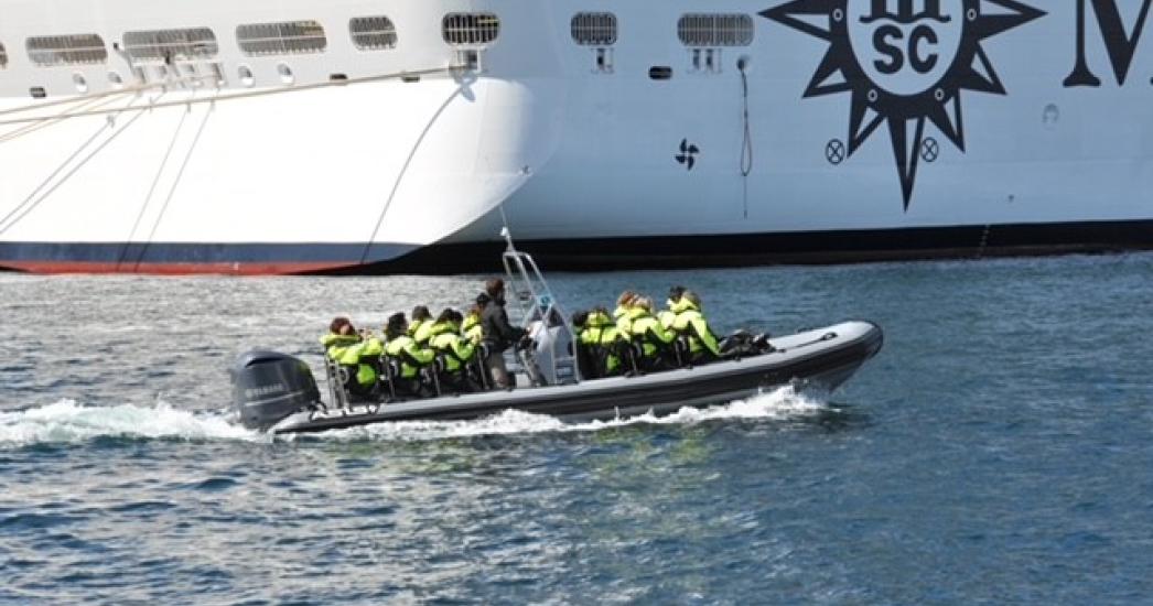 rip boat fjorden.jpg