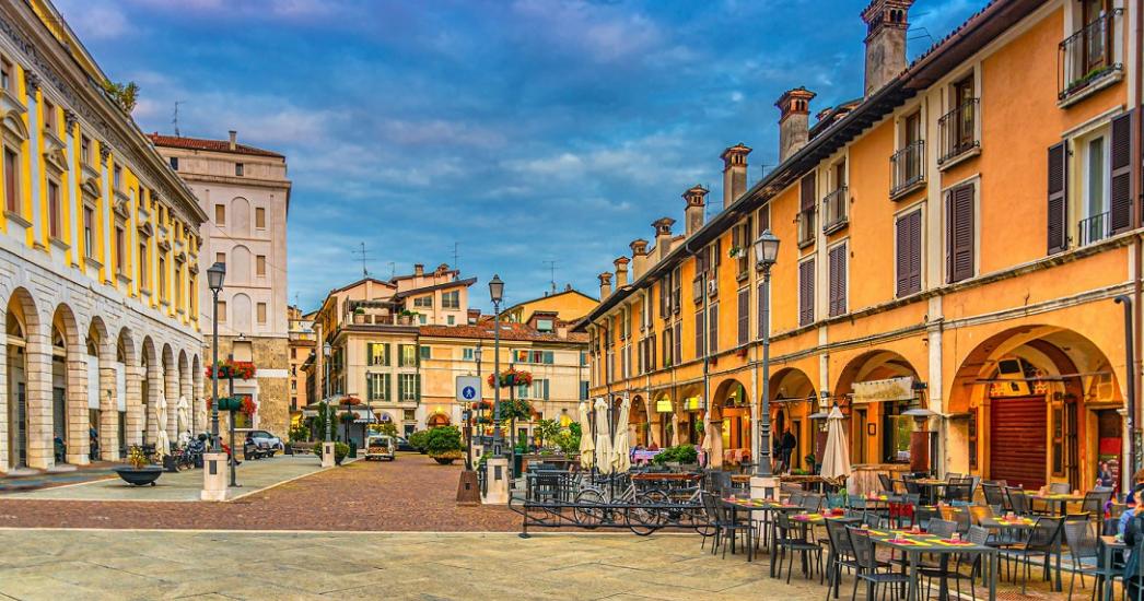 Italië Lago d'Iseo Brescia (1).jpg