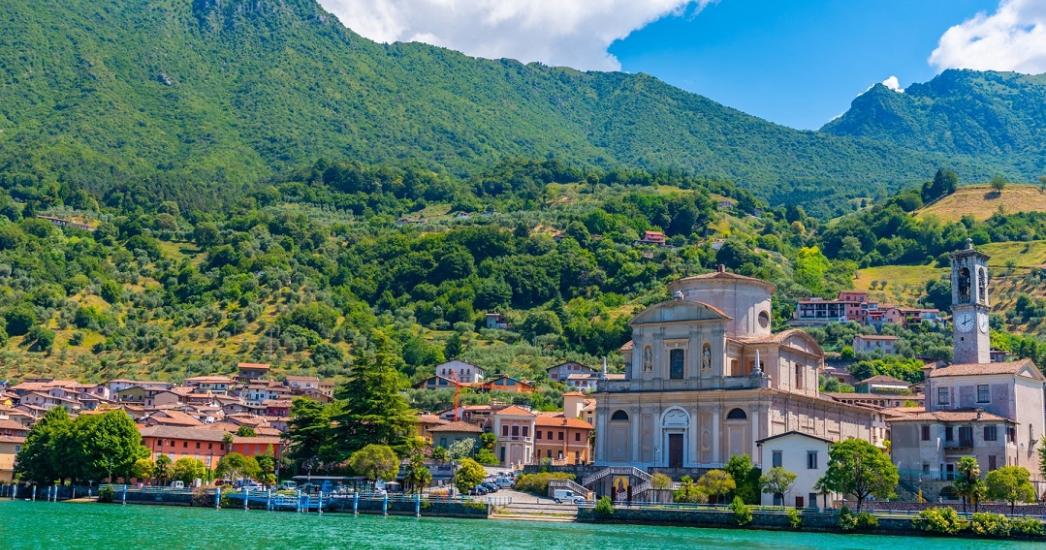 Italië Lago d'Iseo Sale Marasino (1).jpg