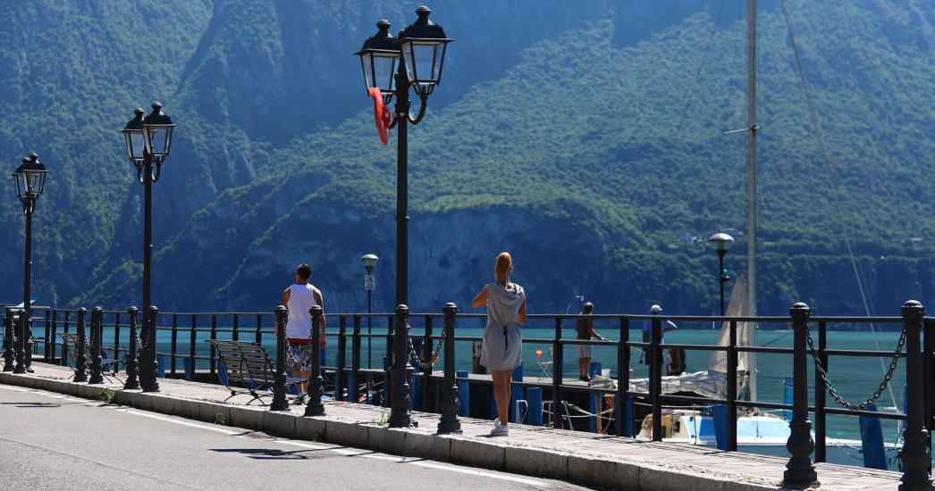 Italië Lago d'Iseo Sarnico (1).jpg