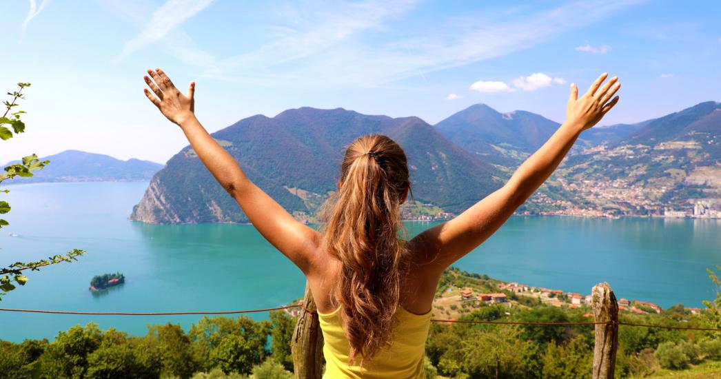 Italië Lago d'Iseo Sarnico (2).jpg