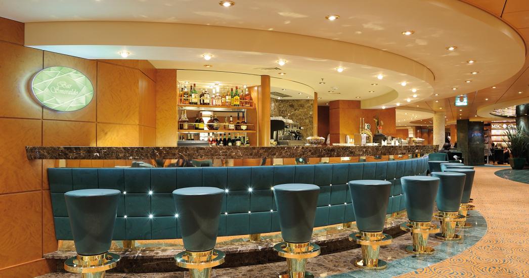 MSC Poesia - bar