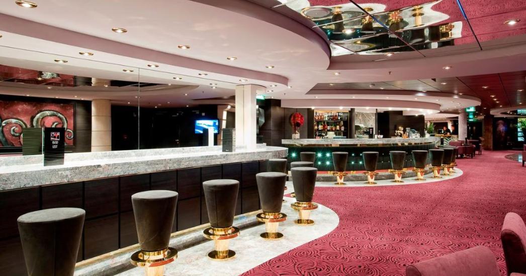 MSC Magnifica - Ruby Bar