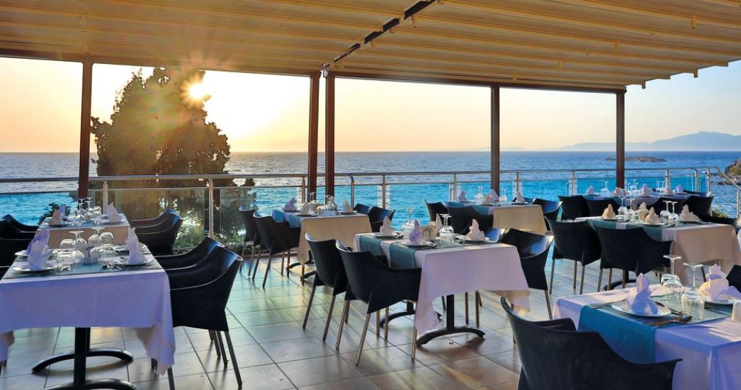 Sealight resort